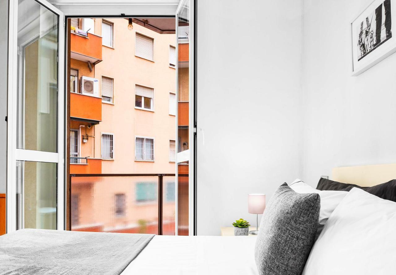 Apartment Near Central Station Milaan Buitenkant foto